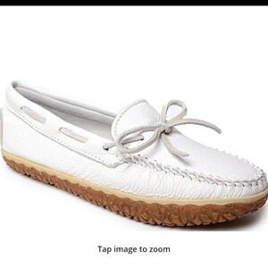 Minnetonka White Leather Moccasins